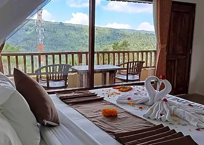Kraras The & Donbiyu Rooftop Rendezvous Restaurant * Munduk